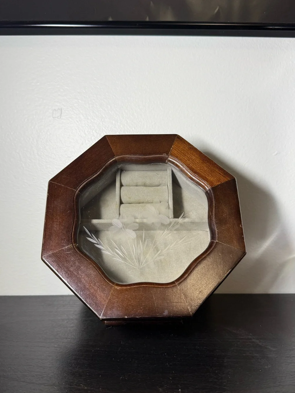 Vintage Wooden Jewelry Box Octagon Hinged Lid With Etched Flowers On Glass